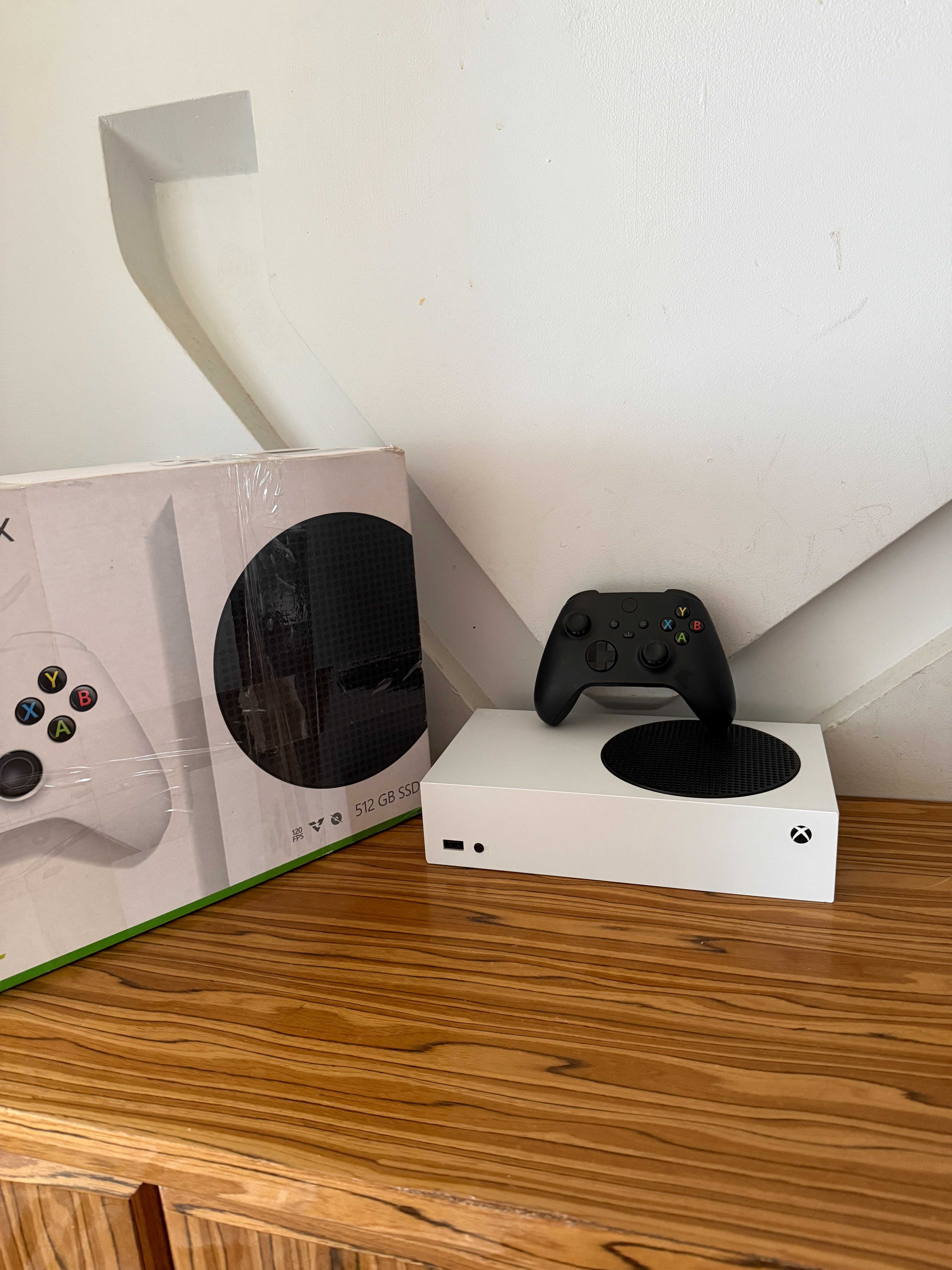 [Xbox] Konsola Xbox Series S + Pad Series - Oryginalne Pudełko!