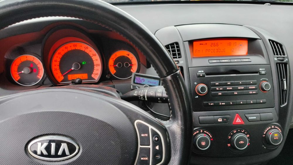 Kia cee'd 1,4 klima