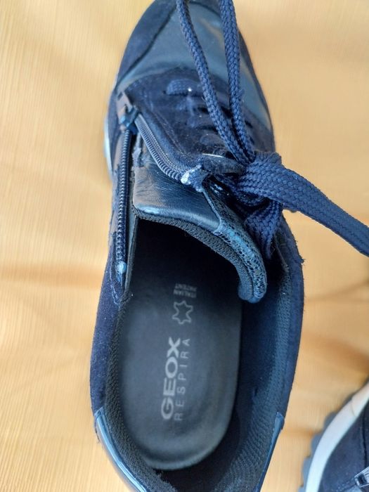 Sapatilhas Geox azul escuro