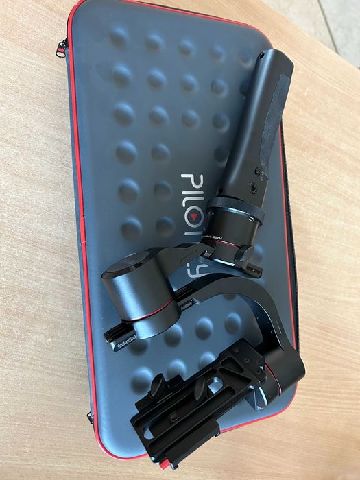 Stabilizator Gimbal Pilotfly H2-45 3-osiowy