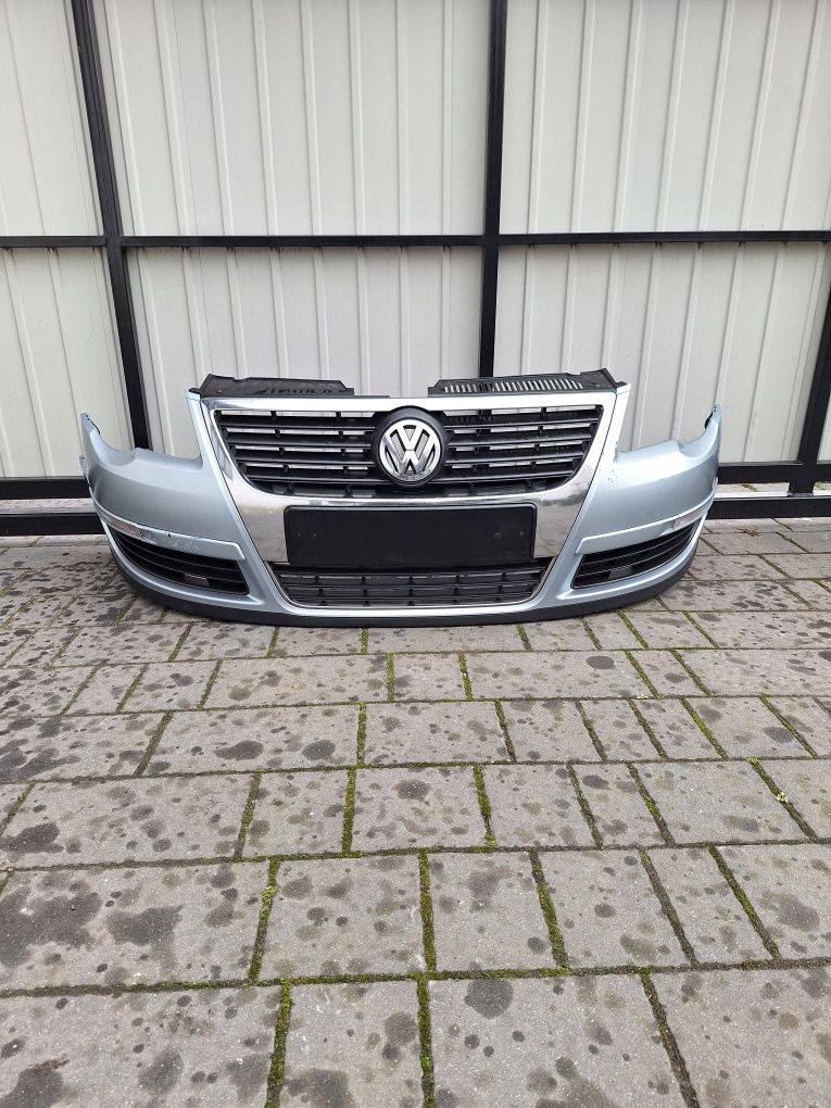 Zderzak przód przedni VW Passat b6 kod lak LB5M rok 07