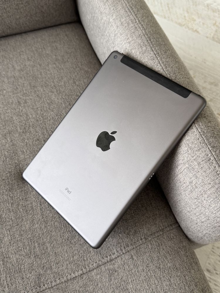 Планшет Apple iPad 8Gen 128Gb