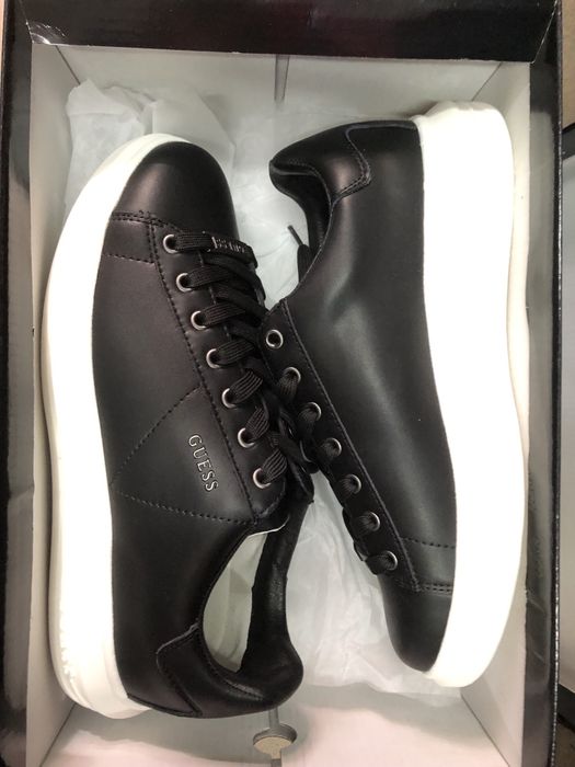 Buty Guess Skóra rozm. 41