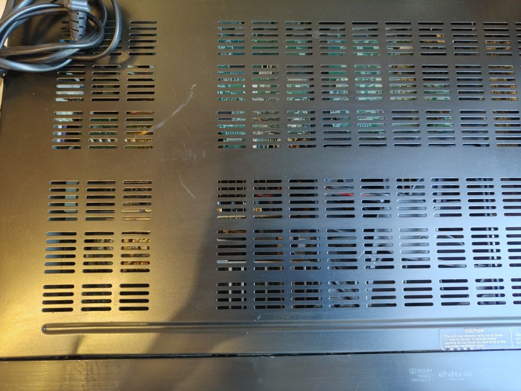 Amplituner Onkyo TX-NR616