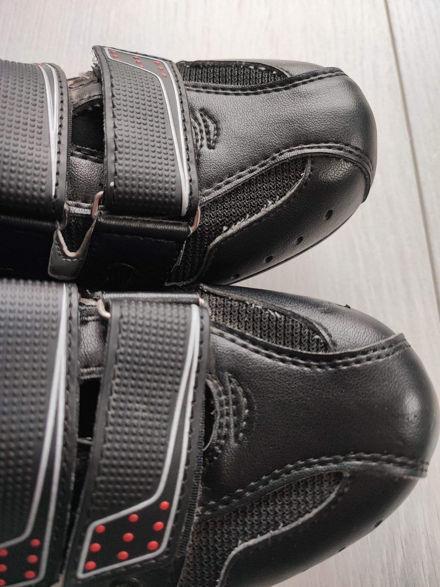Damskie, wygodne buty na rower z blokami w super stanie