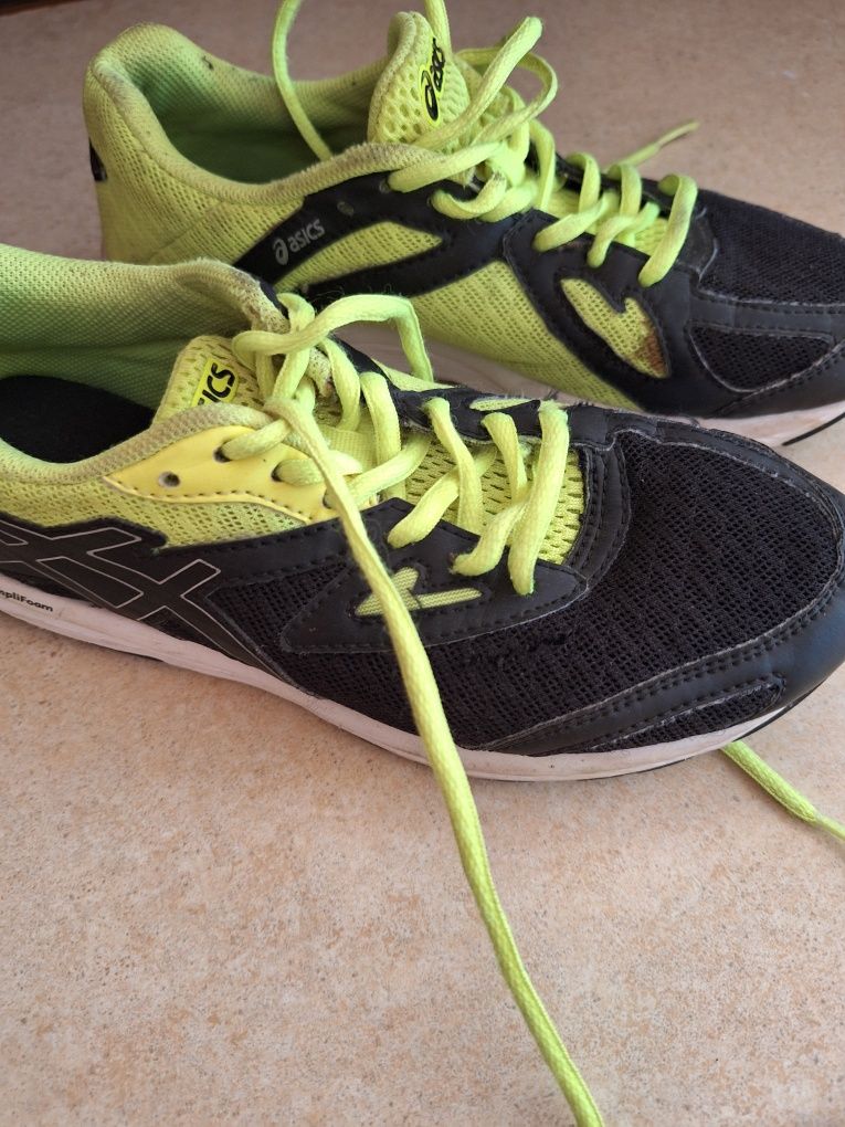 Buty sportowe Asics