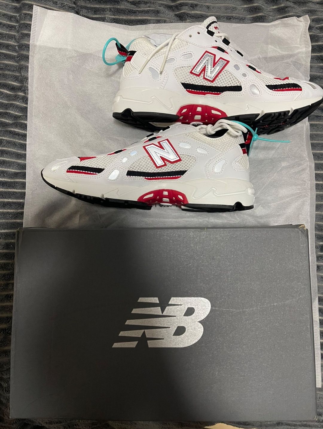 New Balance 827 ОРИГІНАЛЬНІ, 41 розмір NB кроссовки