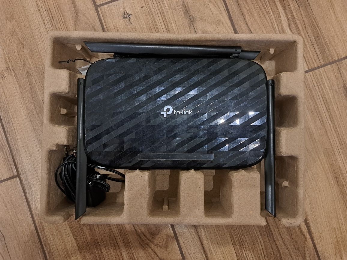 Wi-Fi роутер TP-Link Archer C6 (AC1200)