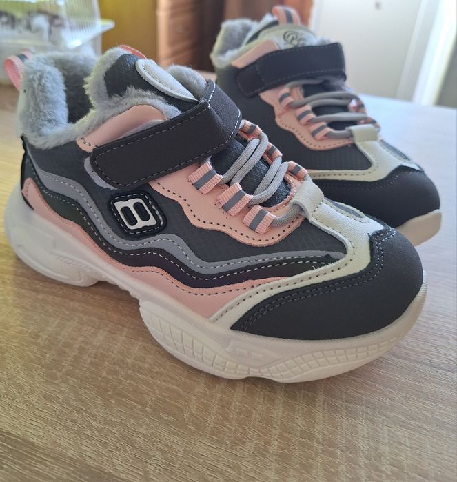 Зимові кросівки дитячі