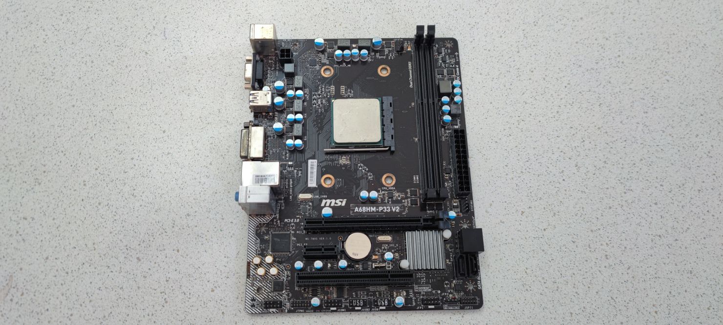 Motherboard MSI A68HM-P33 V2 (Socket FM2+) + CPU