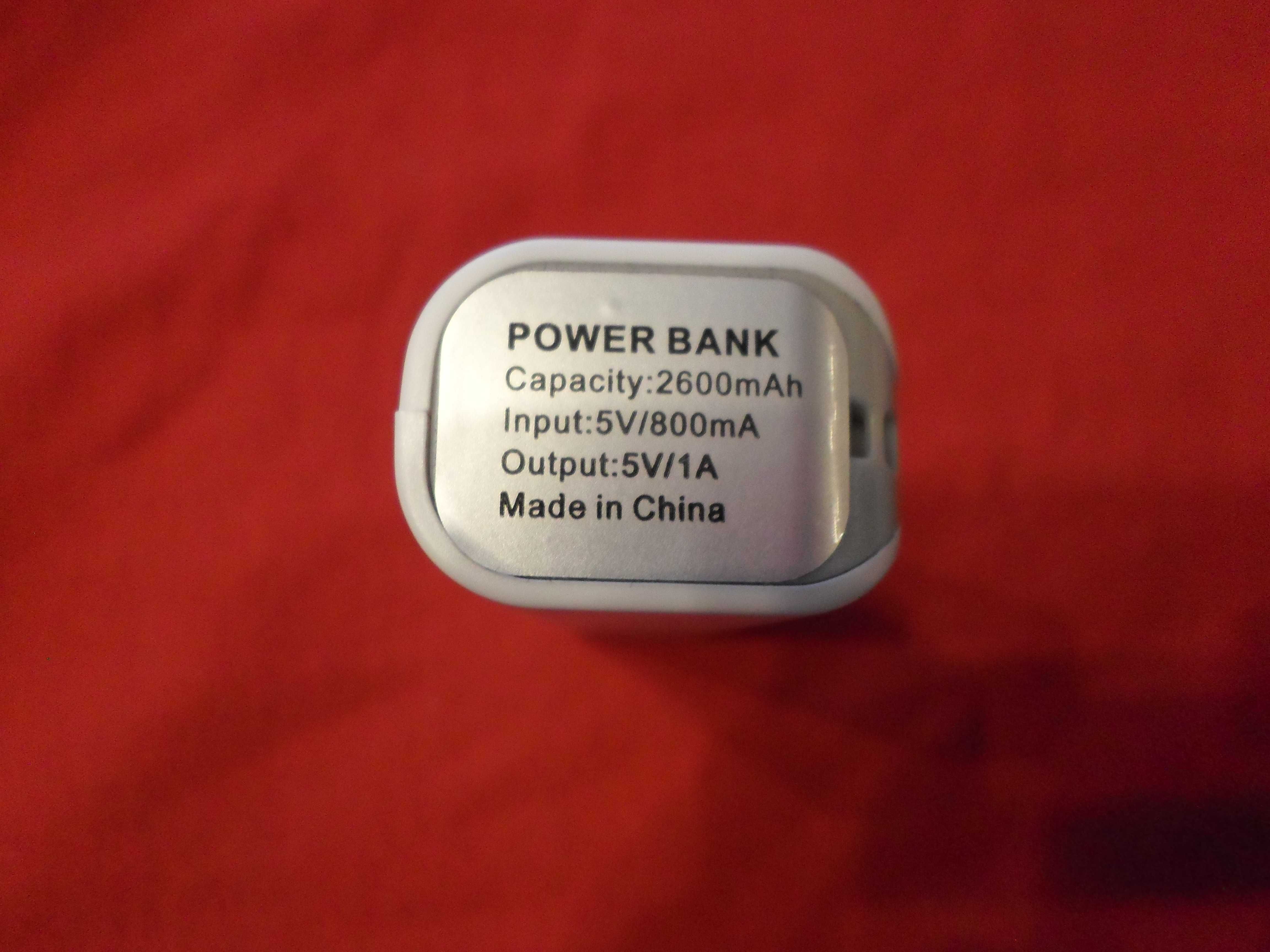Зарядний пристрій портативний Power bank 2600 mah