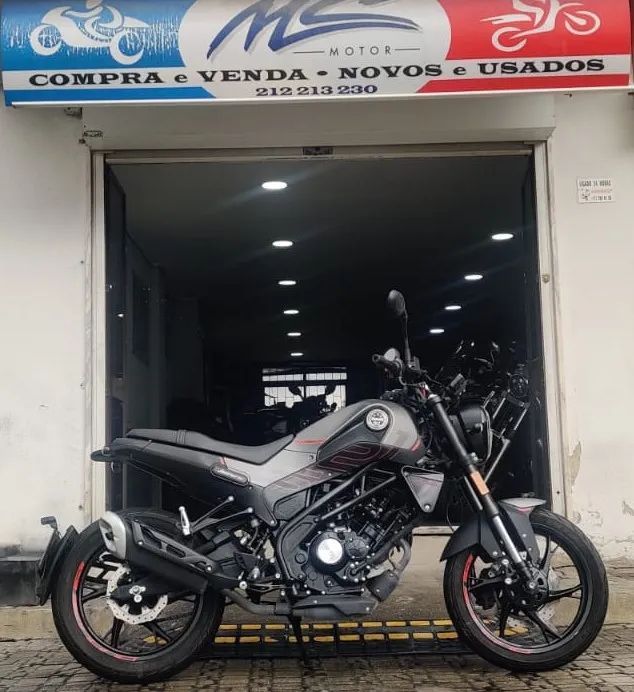 Benelli Leoncino 125