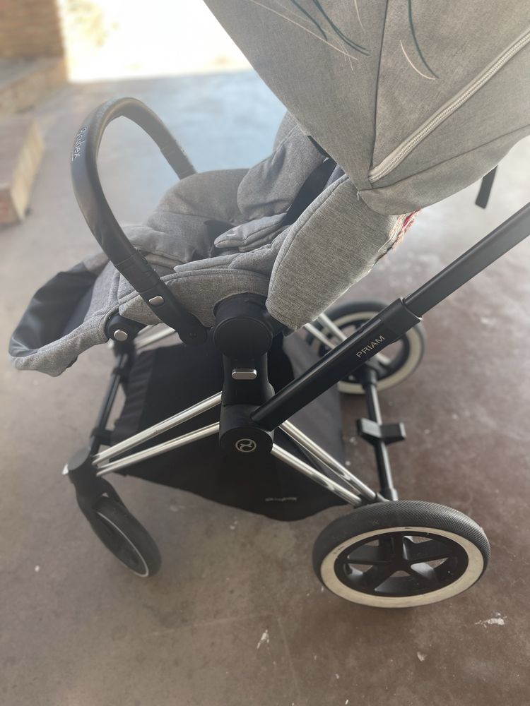 Carrinho Cybex Priam – Edição Koi Collection | Bom Estado!