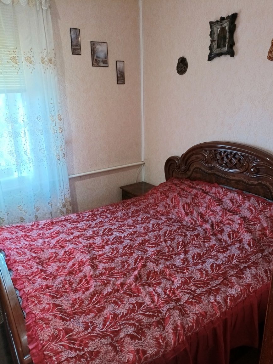 Будинок в смт Павлиш .