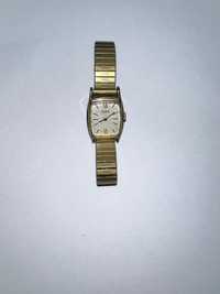 Damski zegarek Doxa 1977 r. pozłacany klasyczny retro