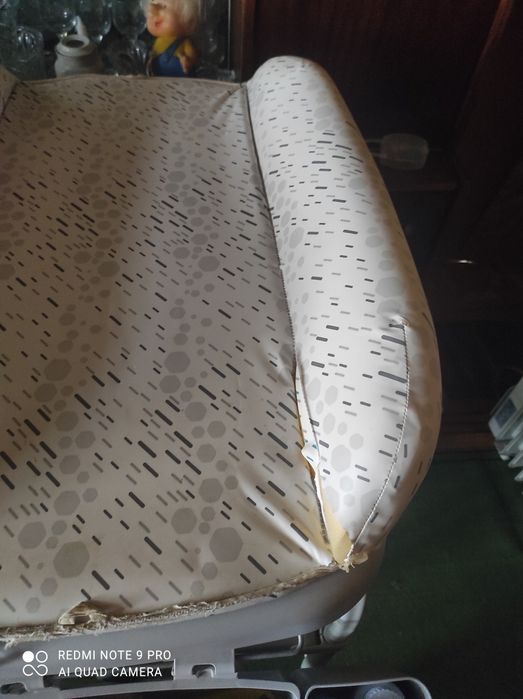 Пеленальный столик с ванночкой,фирмы chicco