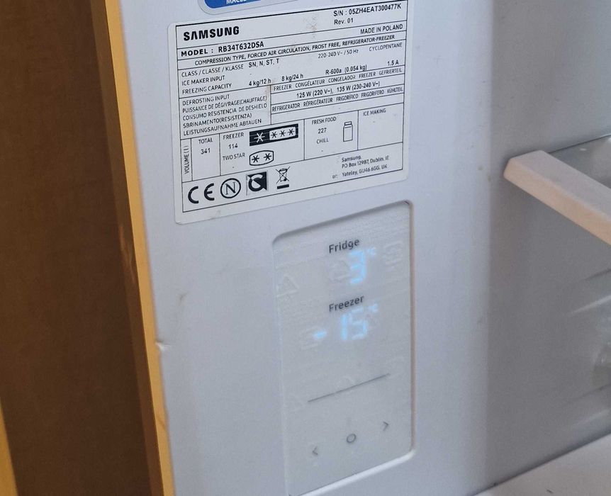 Frigorífico Combinado Samsung 341 Litros No Frost