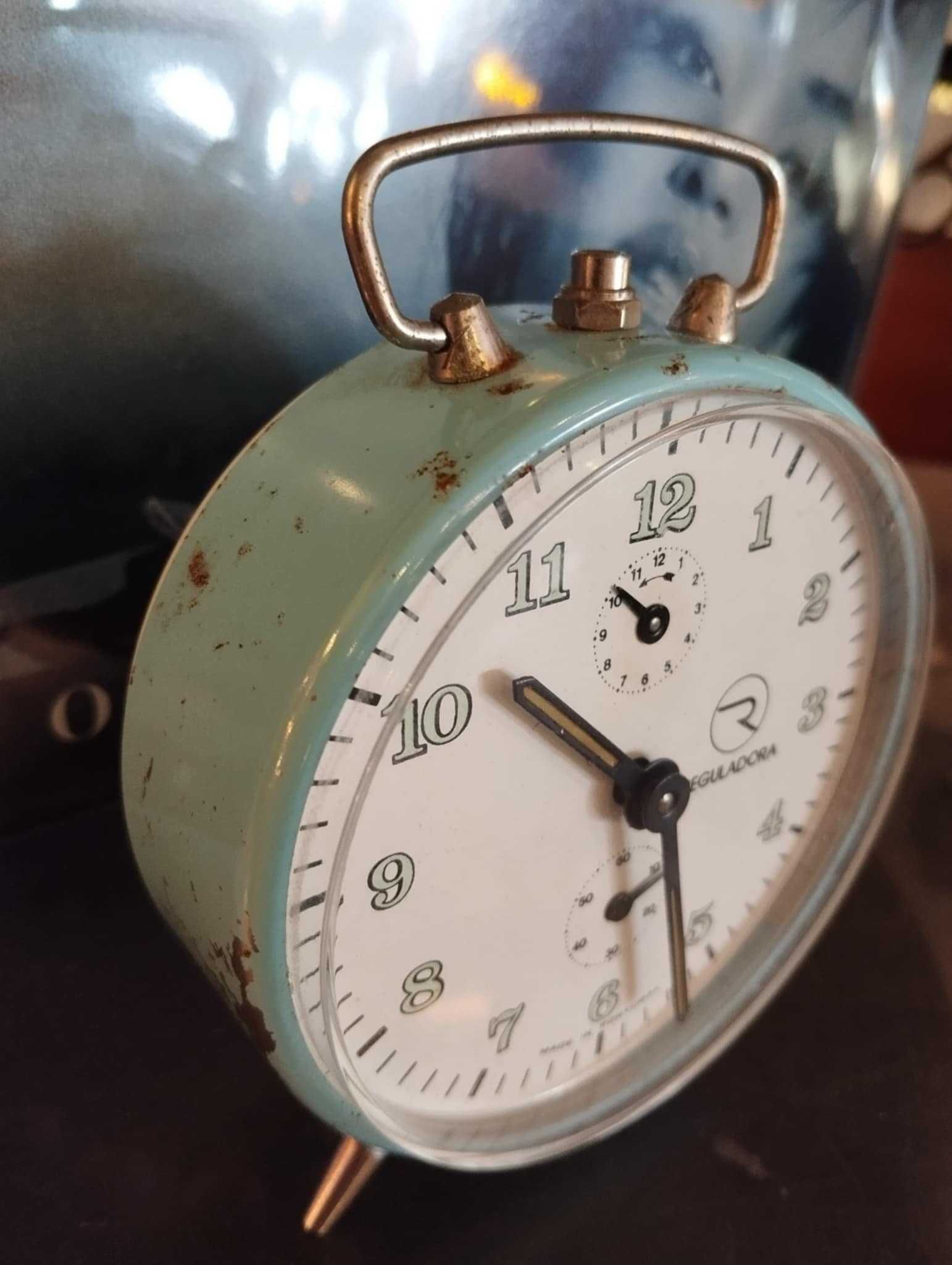 Relógio / Despertador Vintage da " Reguladora "