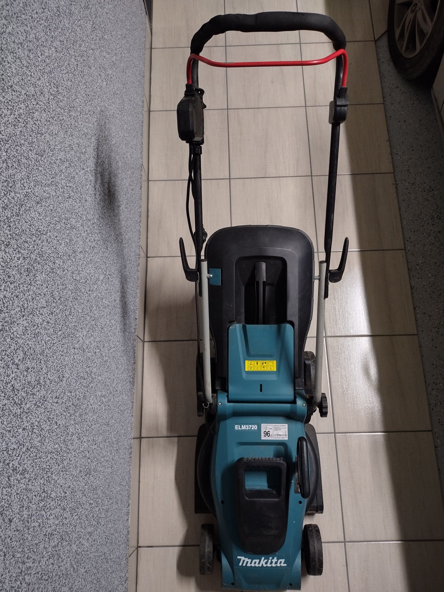 Kosiarka elektryczna Makita Elm3720 (szerokość koszenia 370mm) 1400W