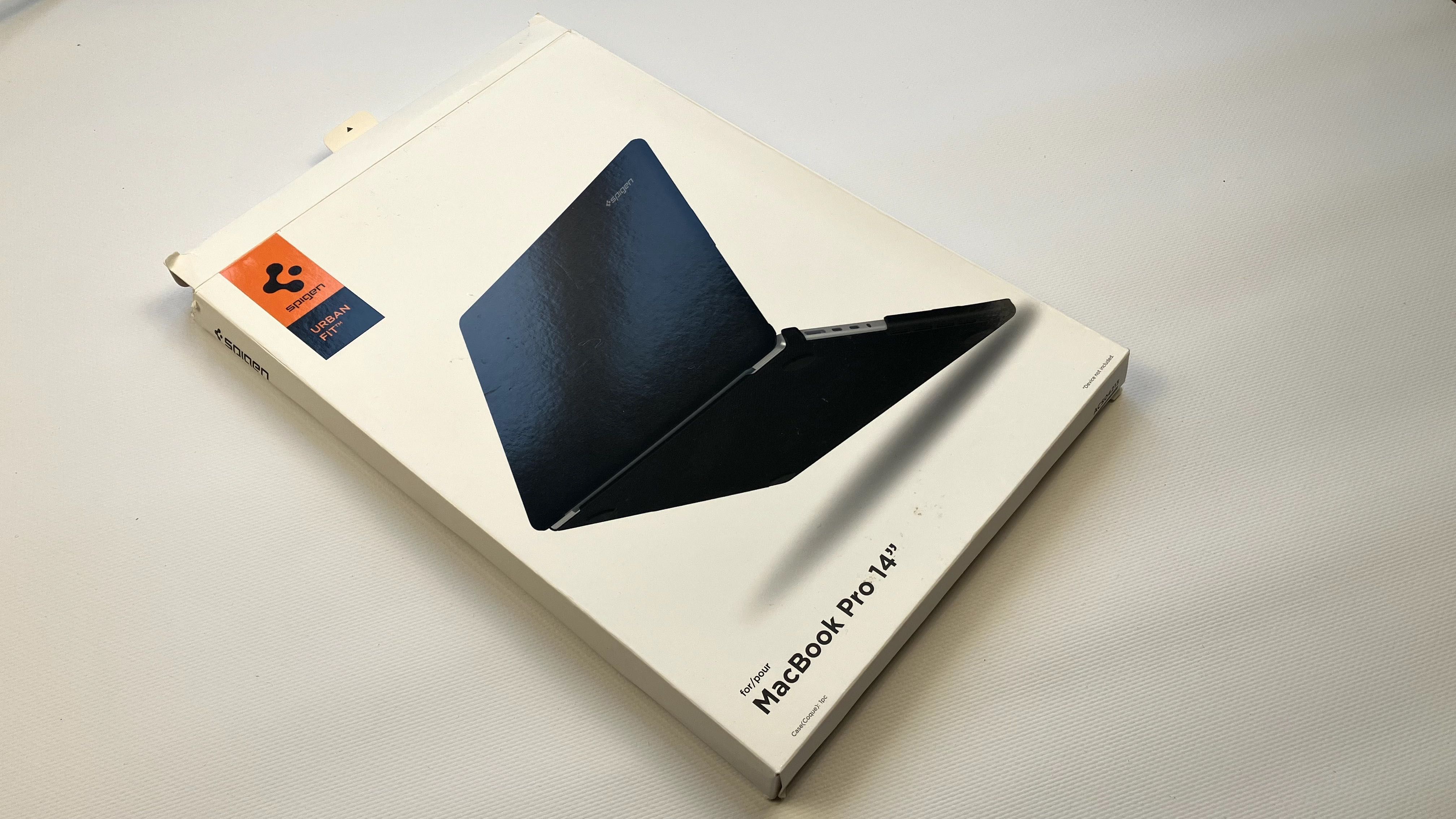 Чехол SPIGEN для Mac Book Pro 14 (2021,2023) Open Box