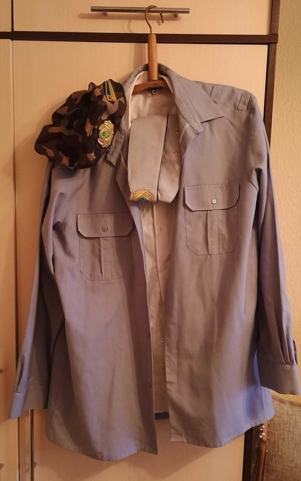 Форма железнодорожника - 2 рубашки берет и пилотка