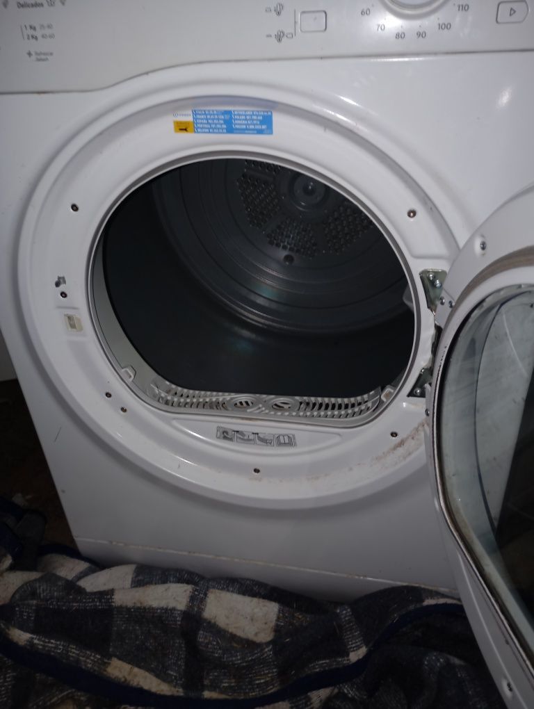 Máquina de secar roupa de tubo
