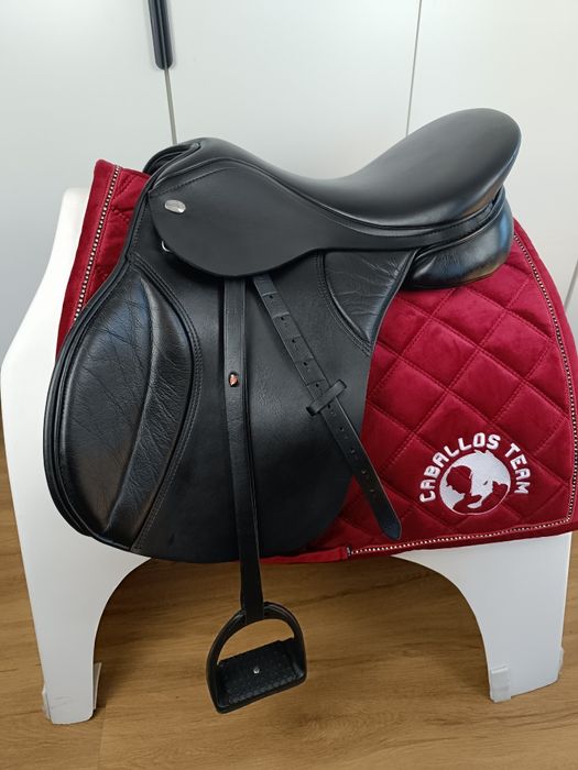 17,5 cali Thorowgood T8 siodło wszechstronne Id.400 wymienne łęki