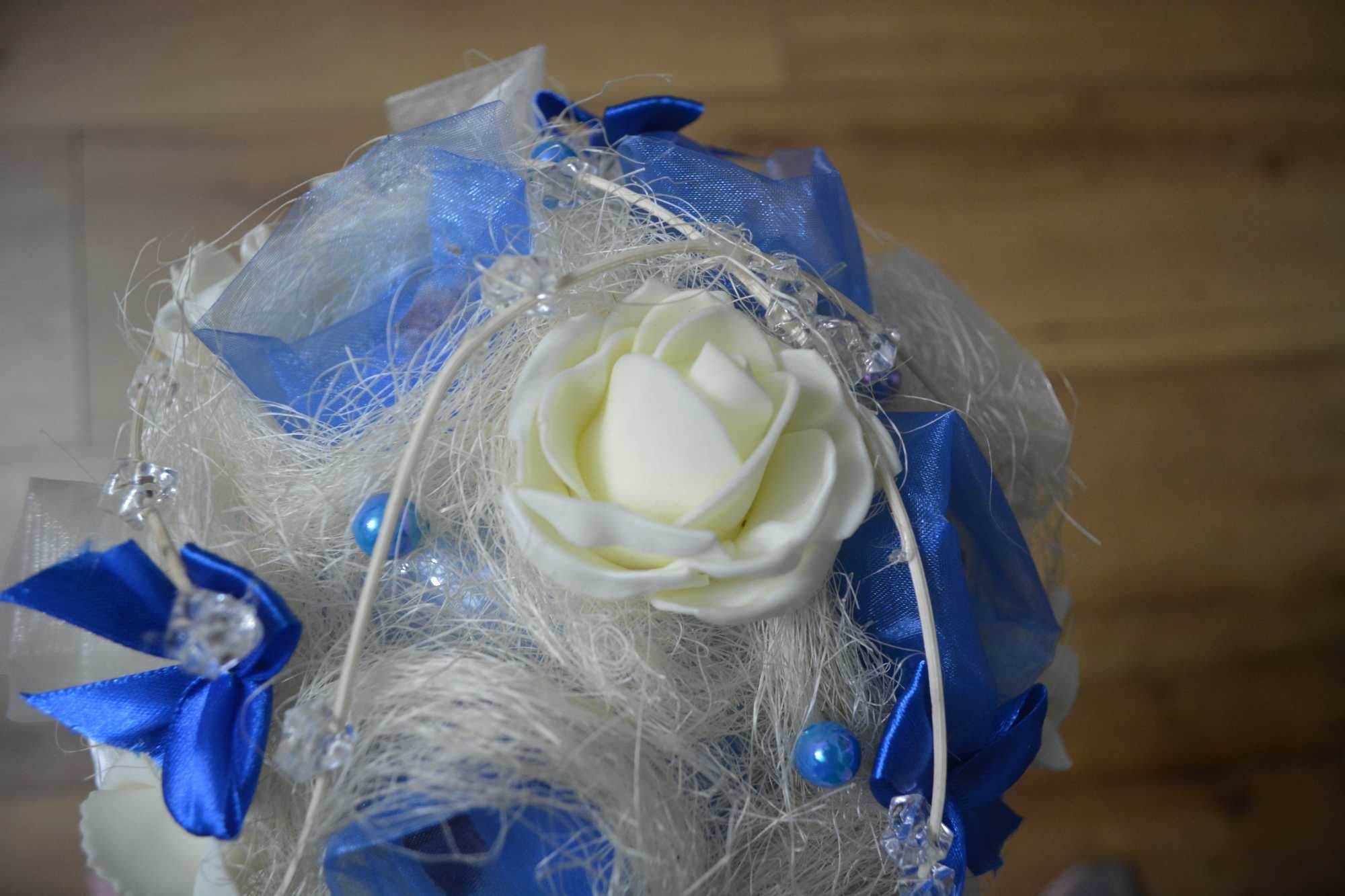 Bukiet ślubny urodzinowy dekoracja sztuczne kwiaty cukierki Raffaello