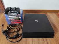 PS4 Pro 1TB + Pad + 9 Gier