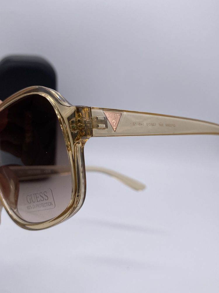 Damskie okulary przeciwsłoneczne Guess Mono Lens - GF0368-59F