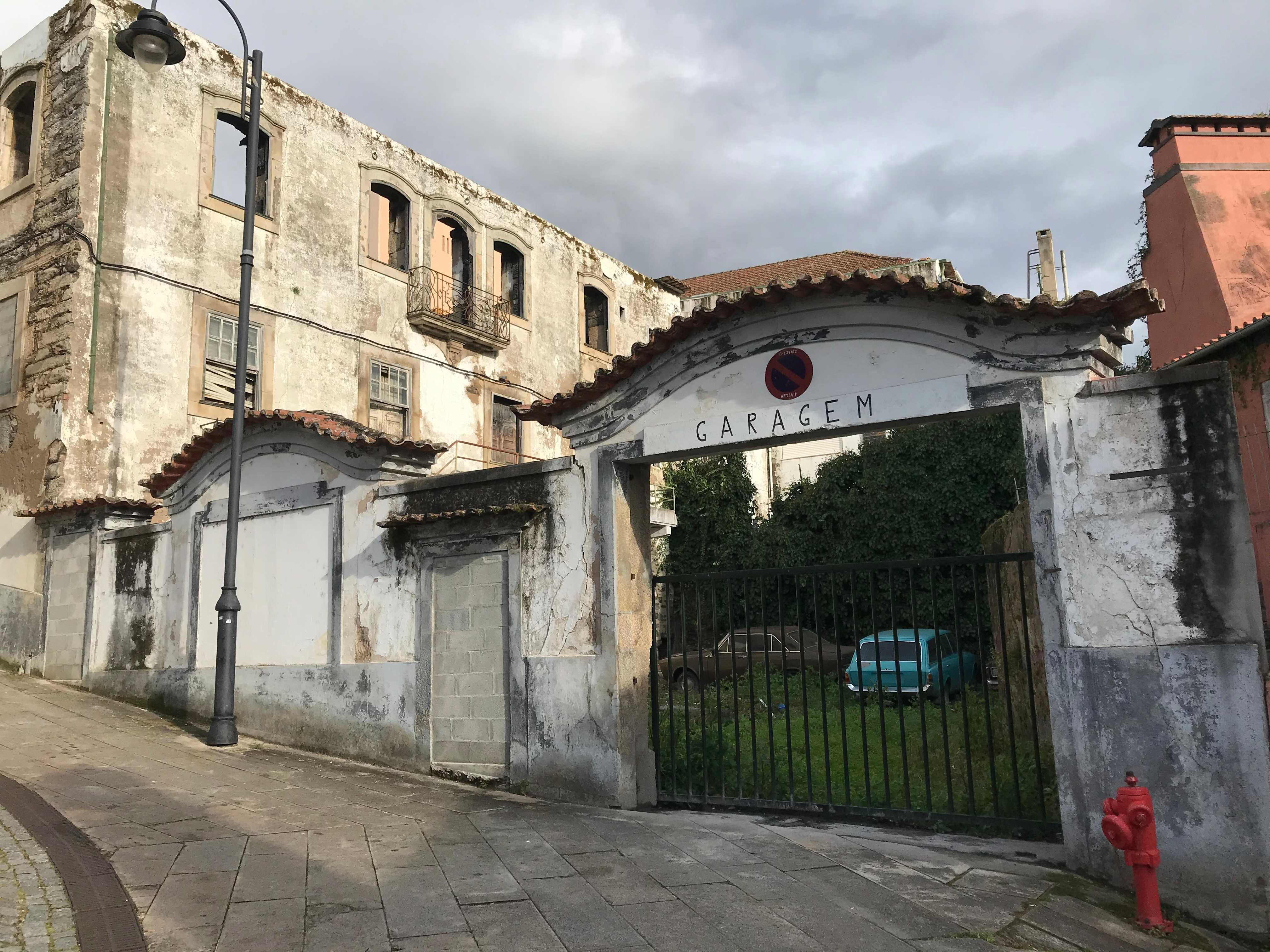 Vende-se Edifício - Peso da Régua - Centro