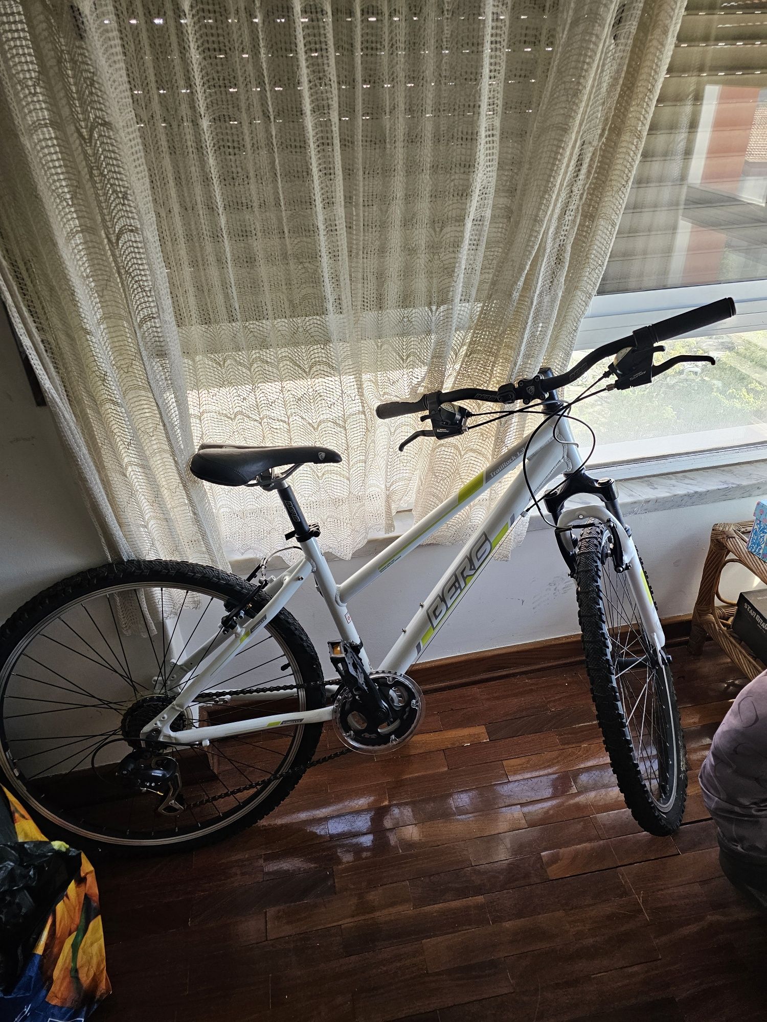 Berg 1.3 trailrock alumínio (shimano 21 velocidades)