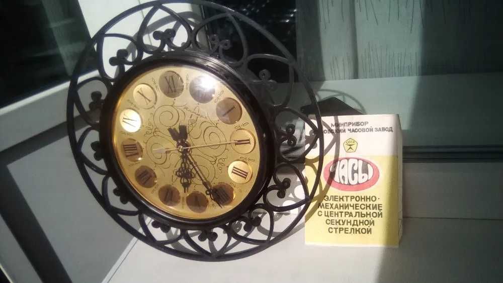 Часы настенные электромеханические СССР Янтарь с инструкцией,