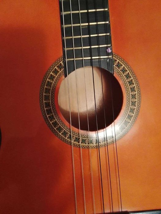 Классическая гитара 7\8 Срочно