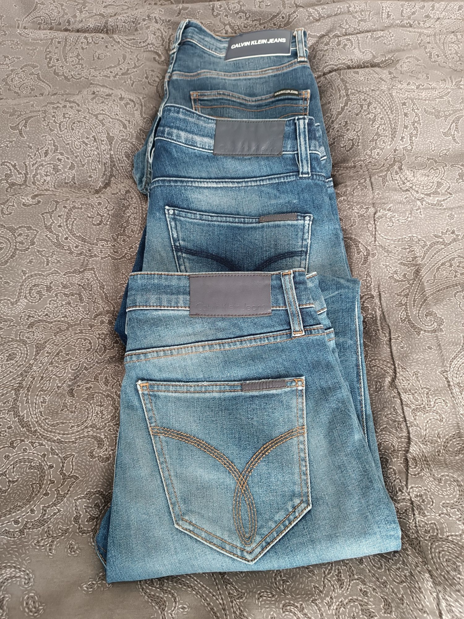 Spodnie Cavin Klein Jeans rozm W 31 L 34 trzy pary