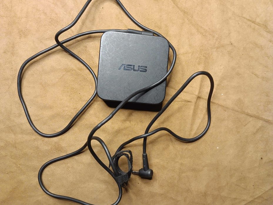 Блок живлення зарядне до ноутбука ASUS 19V 4.74A 90W (5.5×2.5mm)