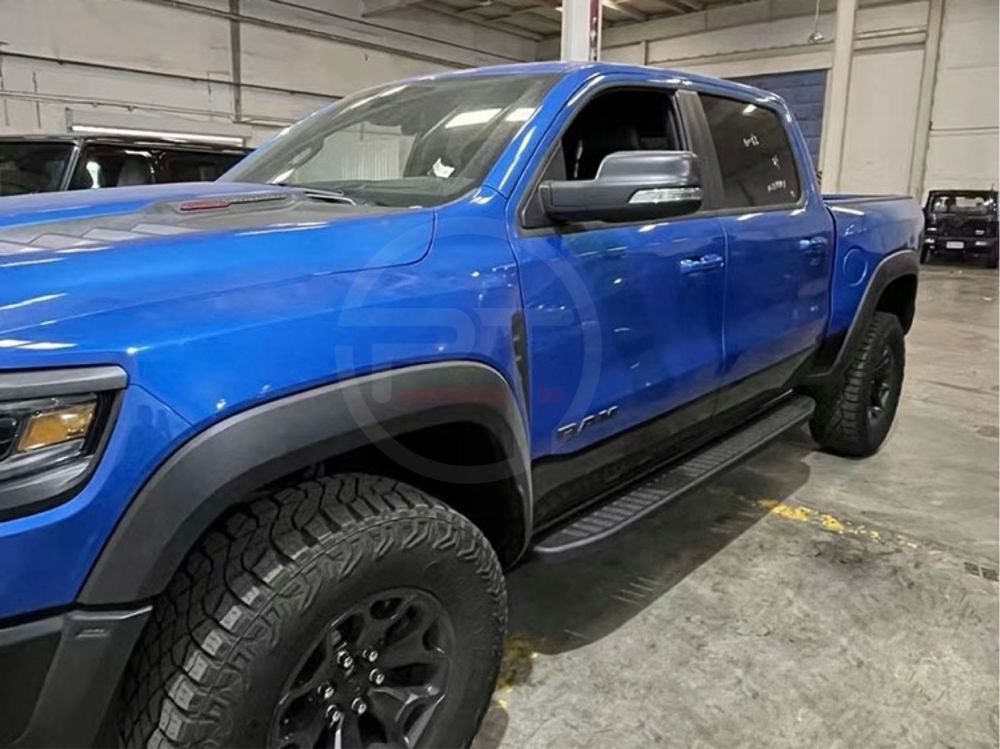 Подножки TRX пороги ступеньки Dodge RAM 2019+ 82215508AD