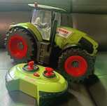 Traktor zdalnie sterowany duży Claas 870 Axion