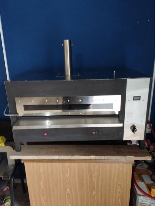 Газова піч для випікання піци
