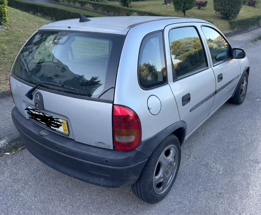 Opel corsa b 1.2 16v