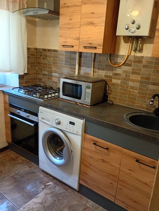 Сдам квартиру посуточно!