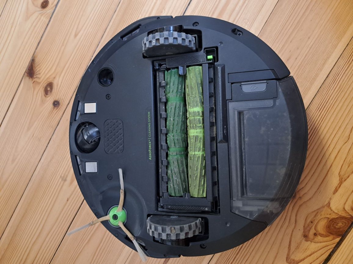 Irobot roomba I3