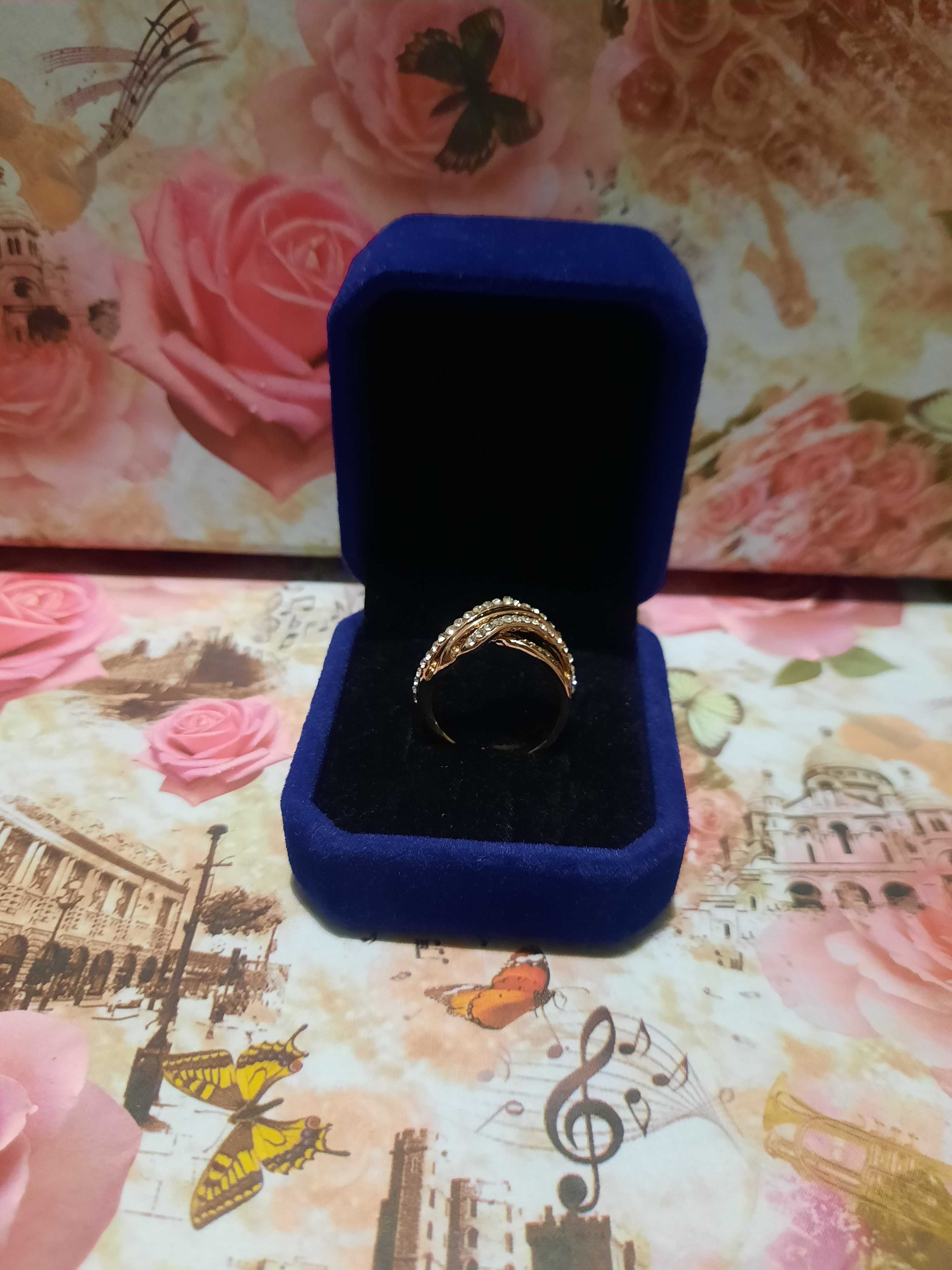 Piękny złoty pierścionek :)