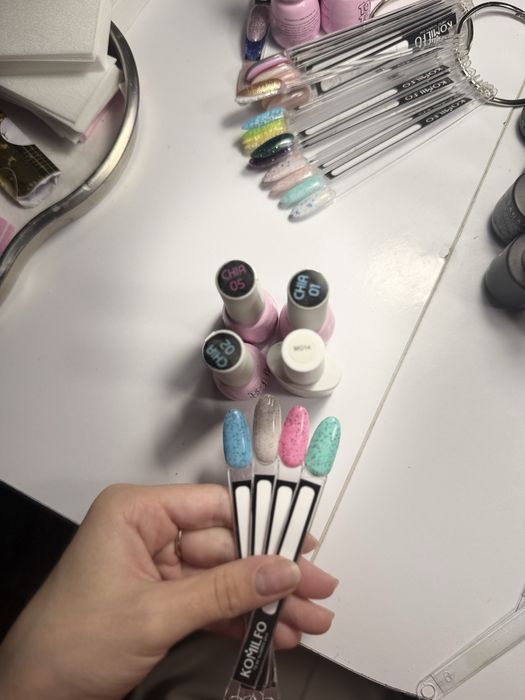 Гель лаки для манікюру