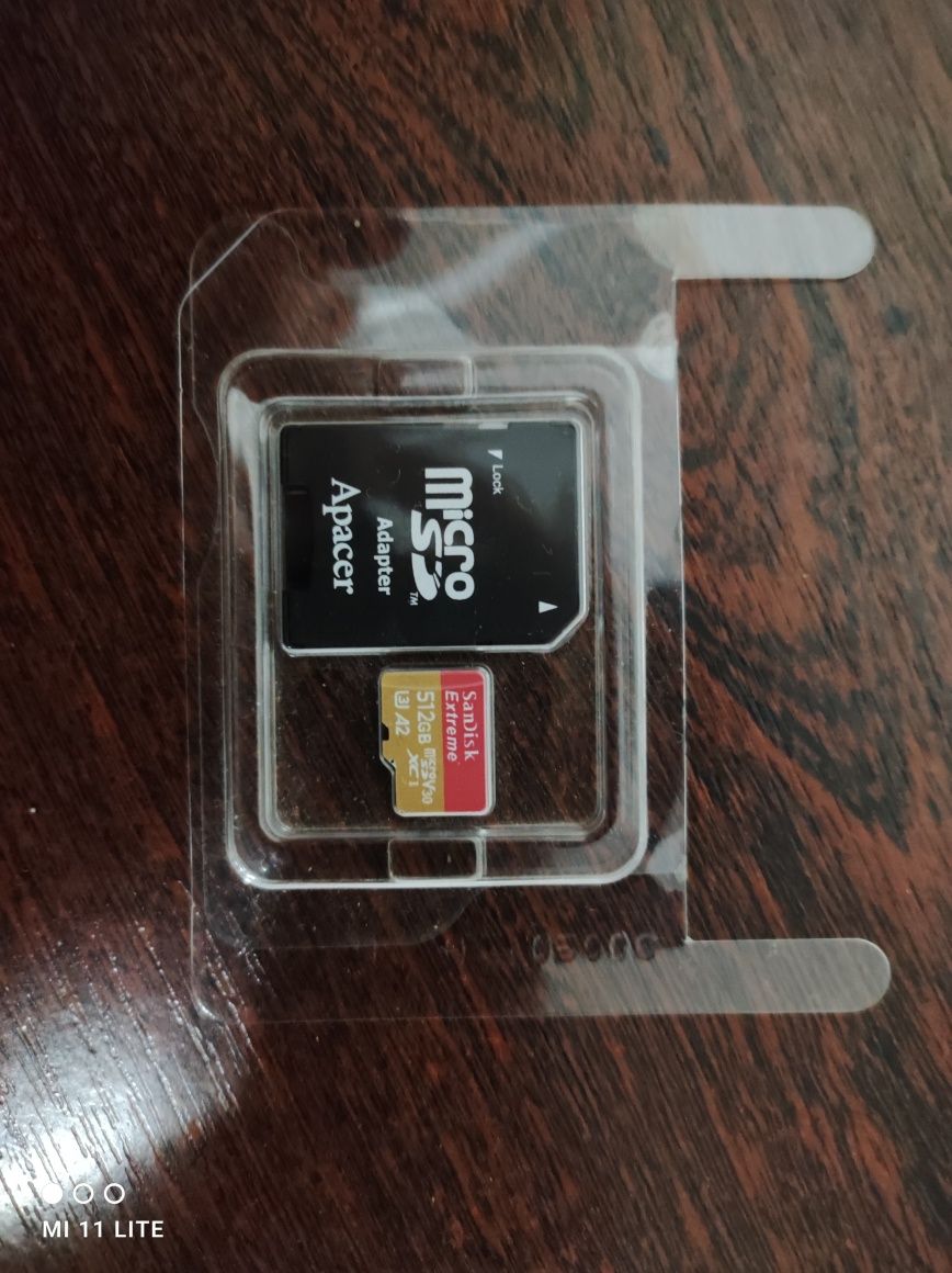 Продам флешку micro sd 512 GB