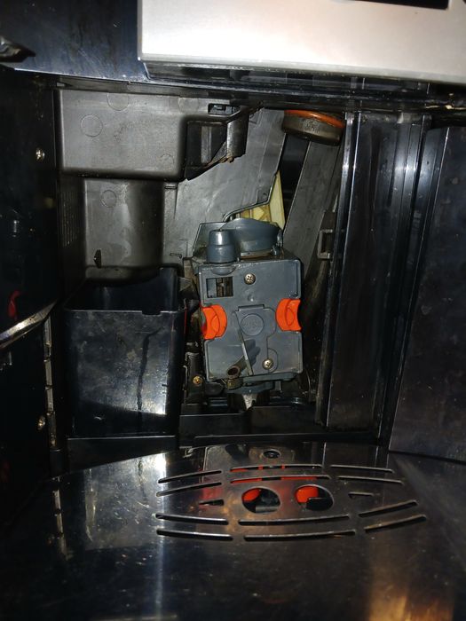 Кавомашина DELONGHI Perfecta напочинку/ запчасти