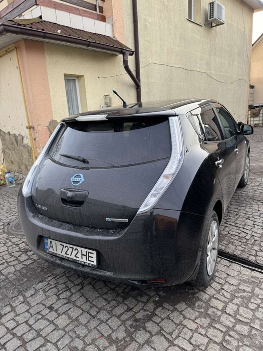 Продам Ніссан Ліф