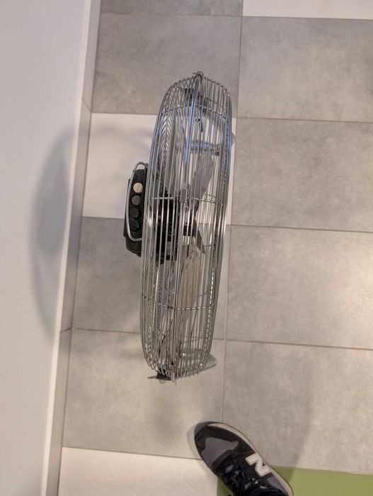 Wentylator podlogowy Clatronic VL 3731 WM, moc 120W