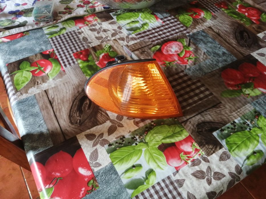 Pisca frente BMW 320D