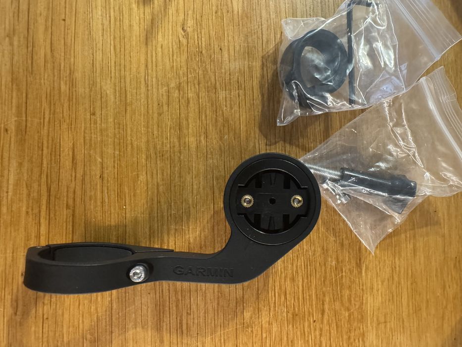 Nowy uchwyt Garmin edge